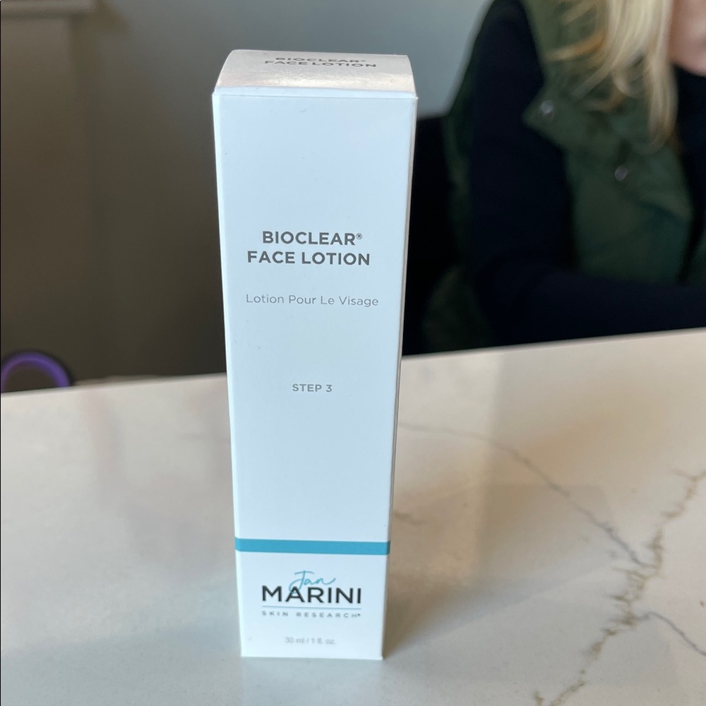 Jan Marini Bioclear Face Lotion - White